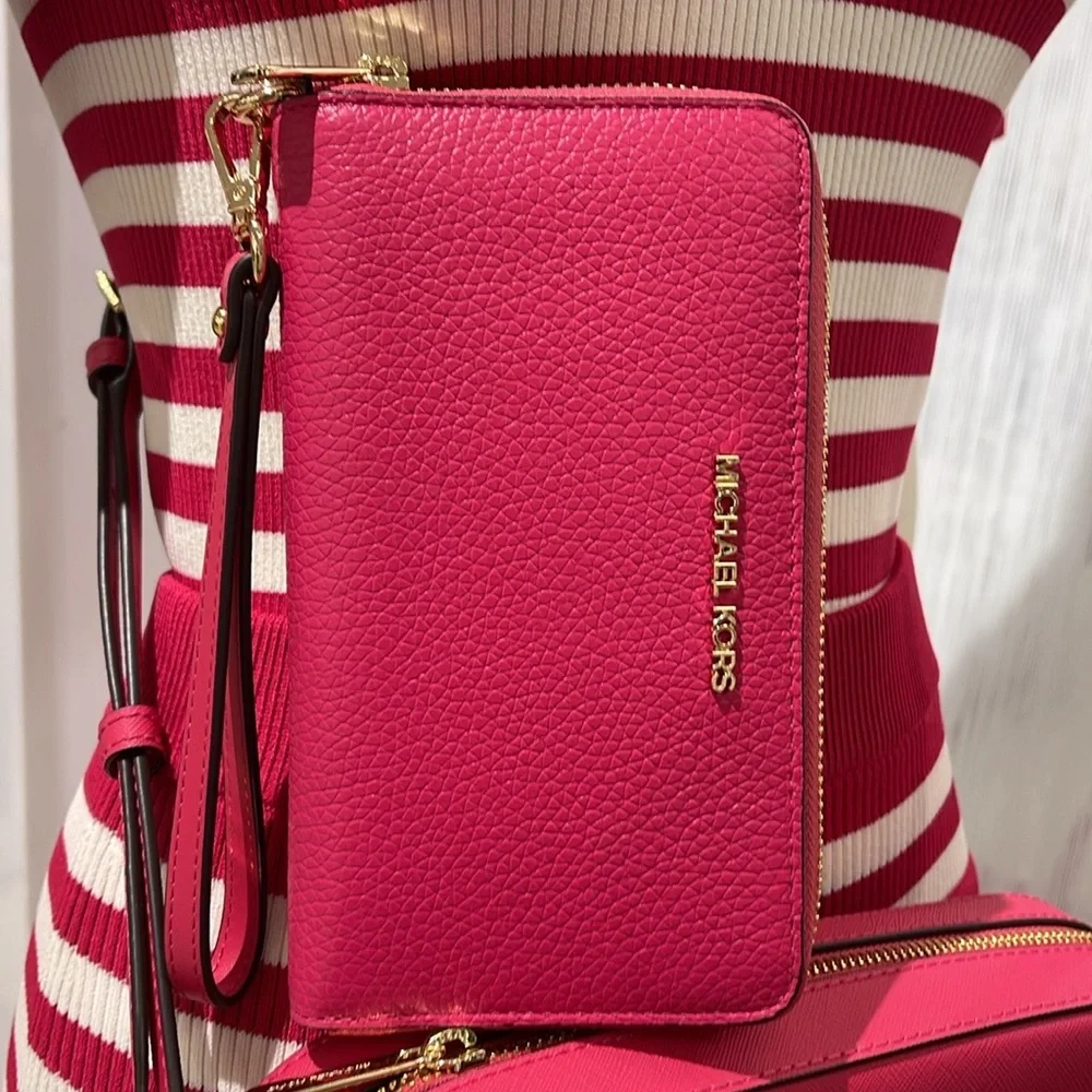 MICHAEL KORS LARGE FLAT MULTIFUNCTION PHONE CASE WALLET WRISTLET 
ELECTRIC PINK